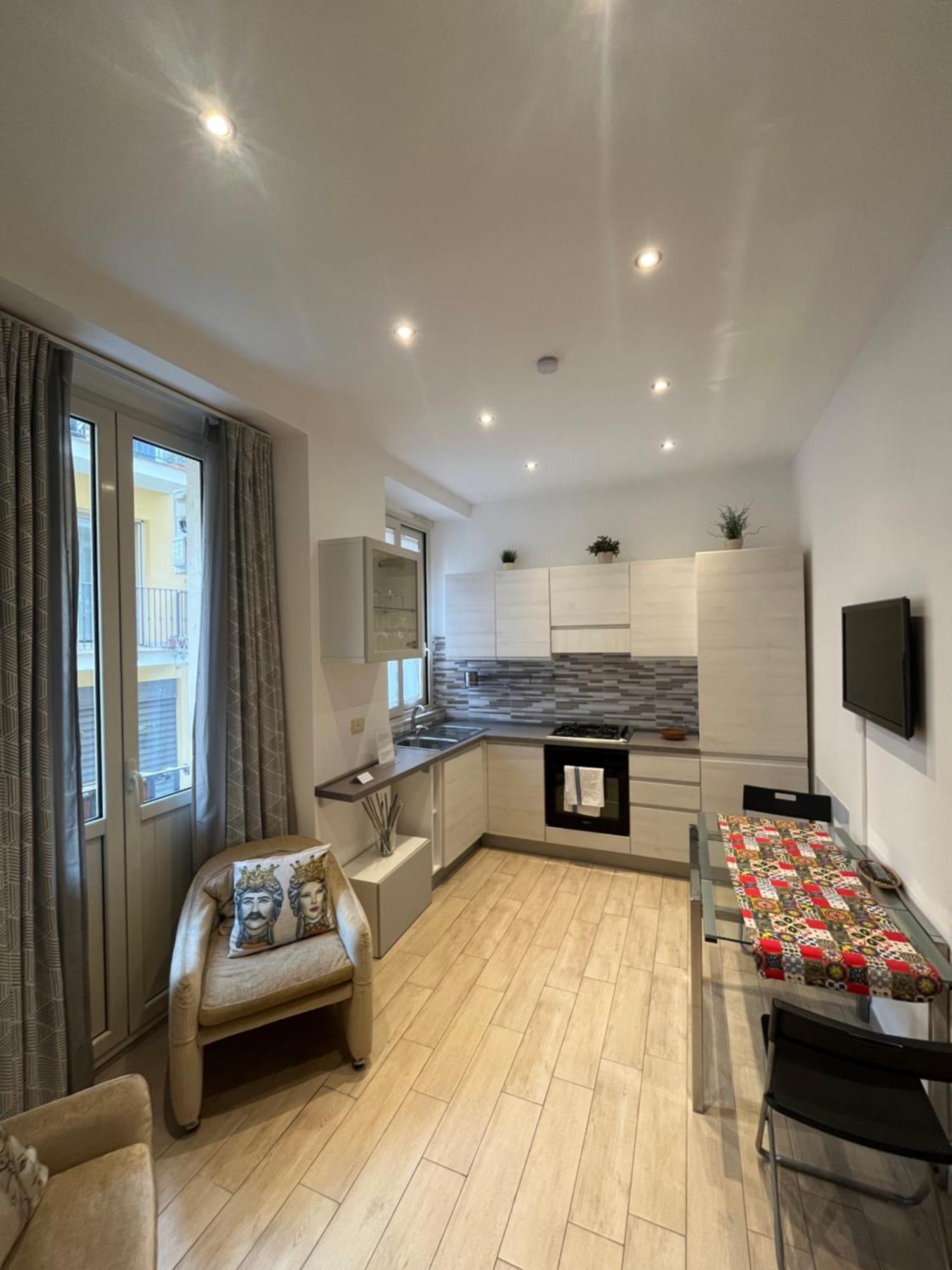 Avaja - Daria'S Apartment Taormina Ngoại thất bức ảnh